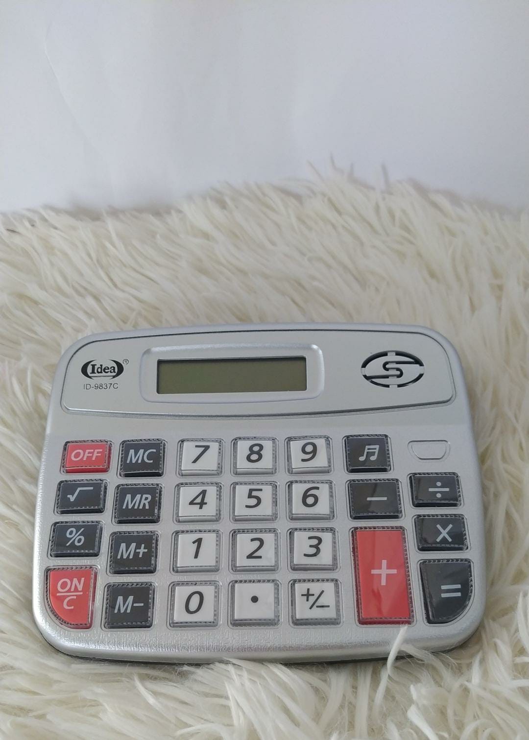 Calculadora científica preta de 12 dígitos